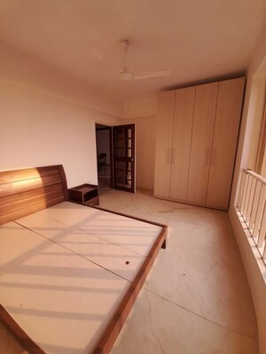 Room in 3 BHK Apartment at Prabhat Apartment, Cumbala Hill – for Sale