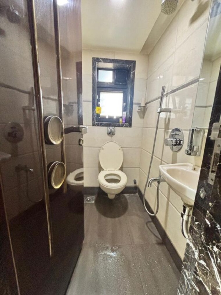 undefined, bandra west 1 Bedroom 500 Sq.Ft. Apartment In Bandra West Mumbai 10223036