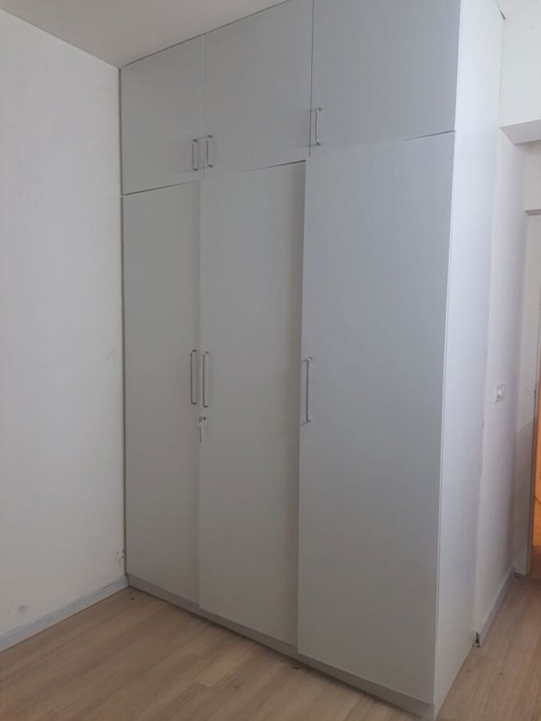 Room, dlf-the-skycourt 3 Bedroom 1490 Sq.Ft. Apartment In Sector 86 Gurgaon 10192051