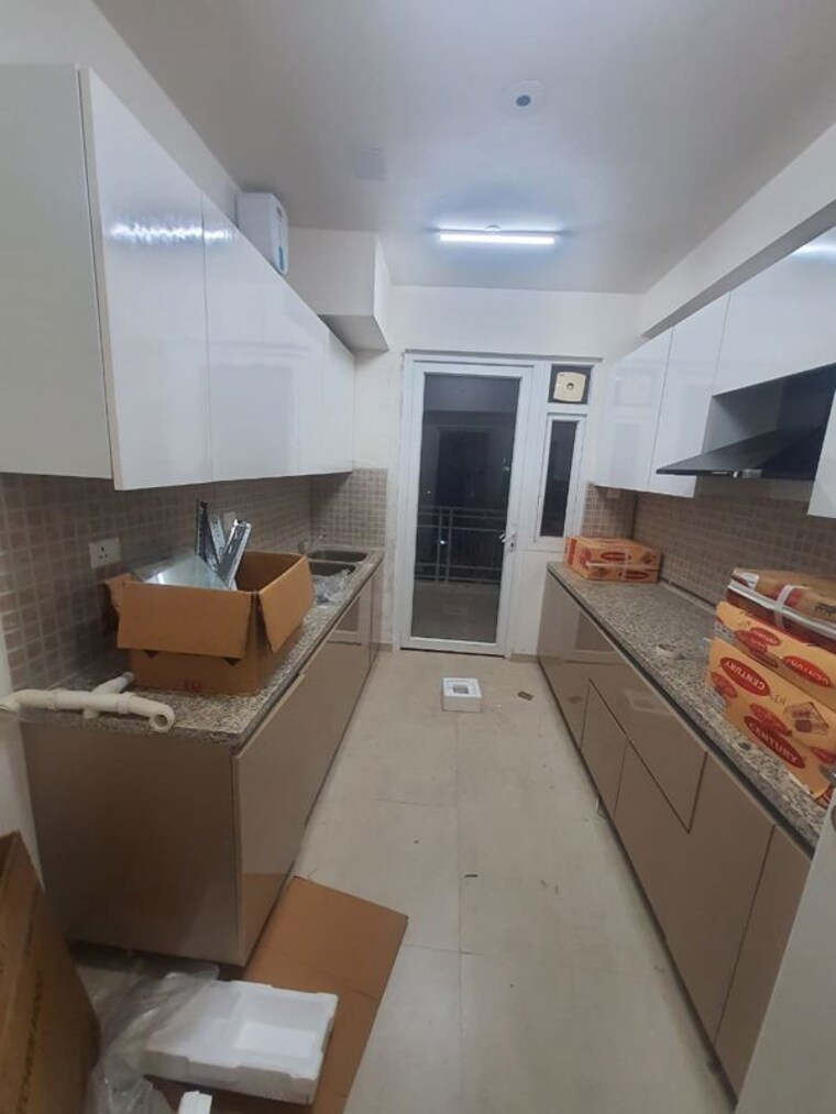 Kitchen, dlf-the-skycourt 3 Bedroom 1490 Sq.Ft. Apartment In Sector 86 Gurgaon 10192051