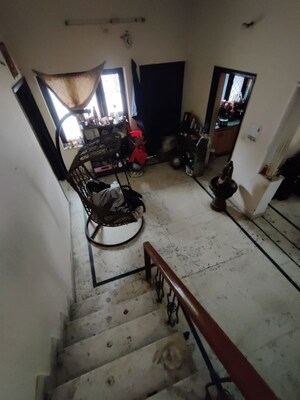 Parking in 2 BHK Independent House at Gms Road – for Sale