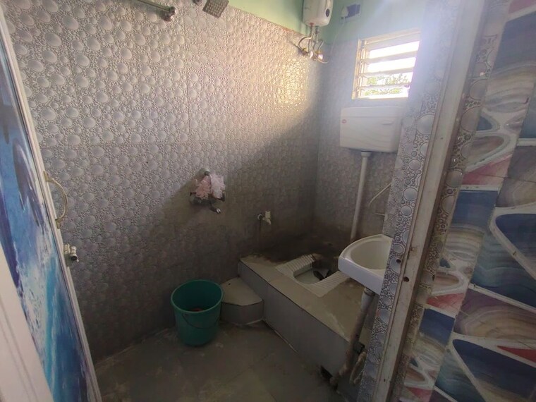 Bathroom, kaikhali 2 Bedroom 800 Sq.Ft. Apartment In Kaikhali Kolkata 9925037