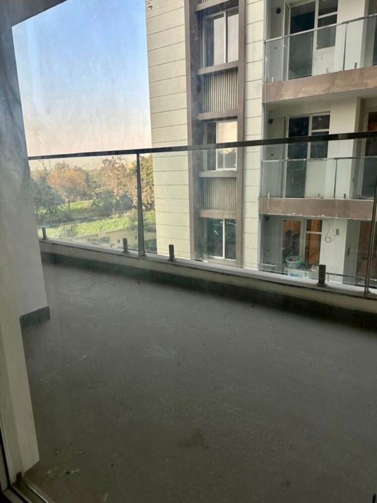 Balcony, nimbus-express-park-view-ii 3 Bedroom 1632 Sq.Ft. Apartment In Chi V Greater Noida Greater Noida 10223089