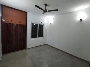 Room in 2 BHK Apartment at ACE Parkway, Sector 150 – for Rent