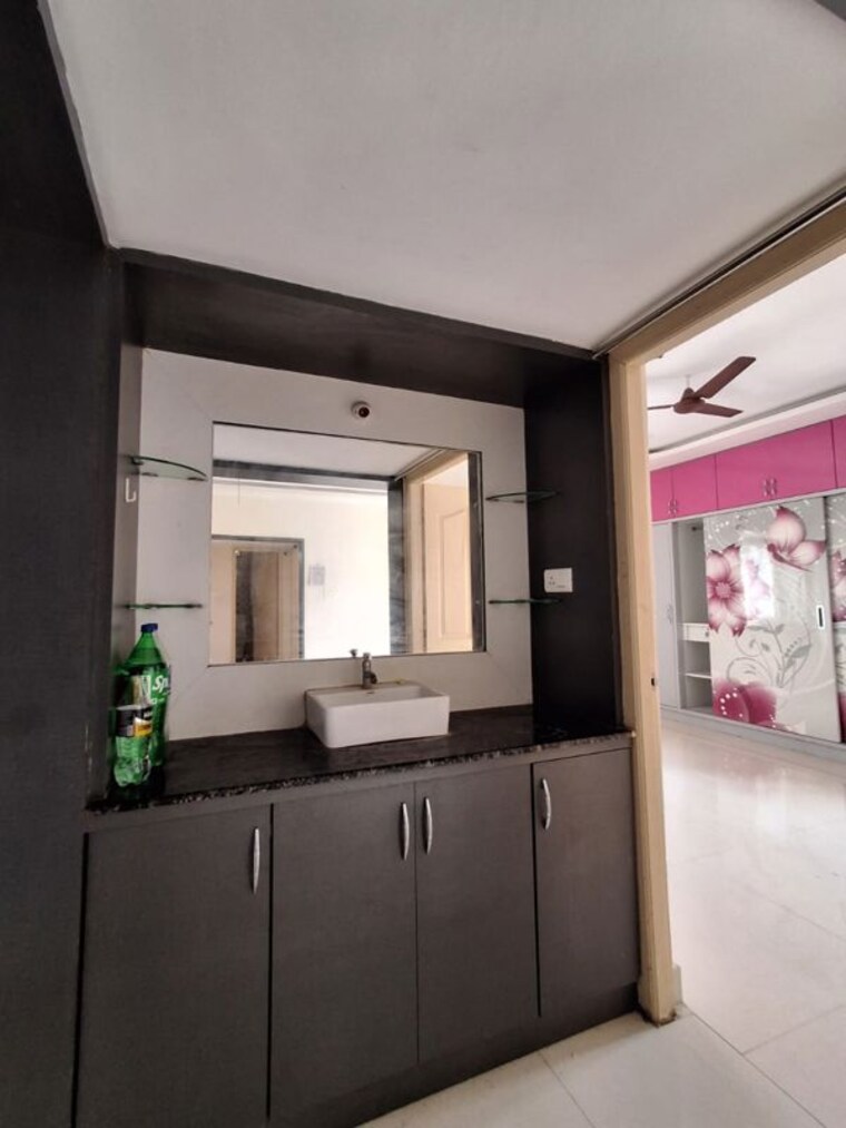 Room, kondapur 3 Bedroom 1500 Sq.Ft. Apartment In Kondapur Hyderabad 10223083