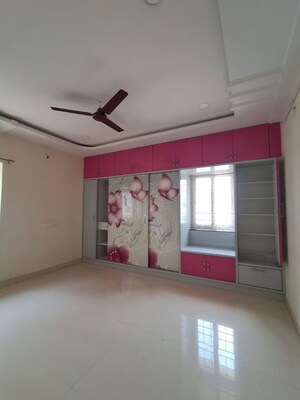 Bedroom in 3 BHK Apartment at Kondapur – for Rent