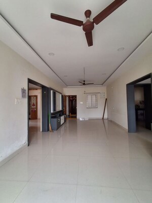 Living Room in 3 BHK Apartment at Kondapur – for Rent