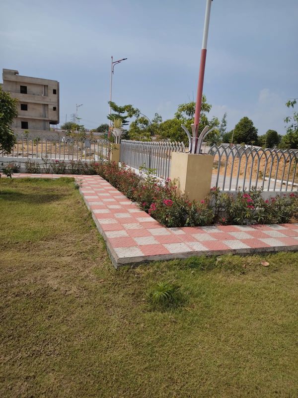 Plot For Sale in Malpura