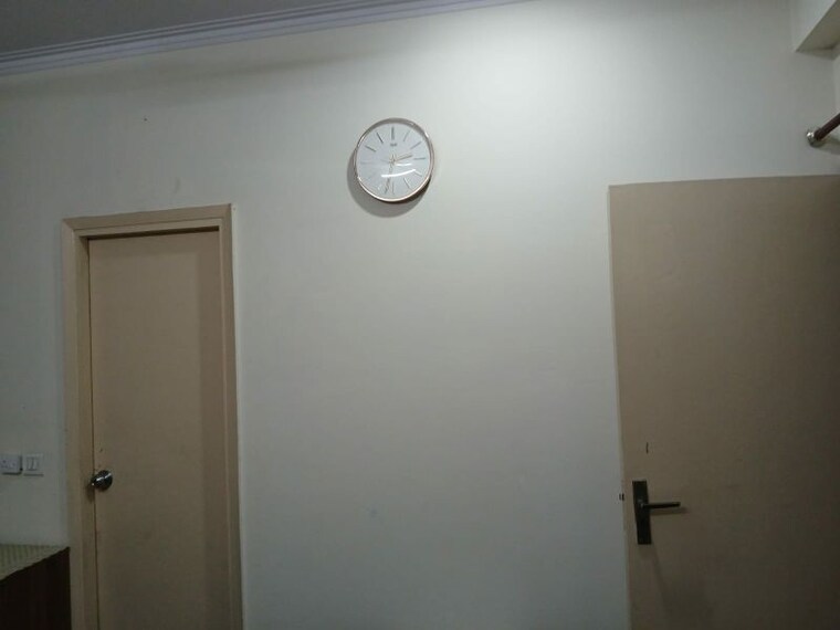 Room, gaur-city-5th-avenue 2 Bedroom 910 Sq.Ft. Apartment In Sector 4 Greater Noida Greater Noida 9526705