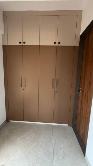 Furnished Amenities in 4 BHK Apartment at Pandit Javdekar The Crest, Aundh – for Rent