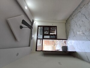 Room in 4 BHK Independent House at Palla – for Sale