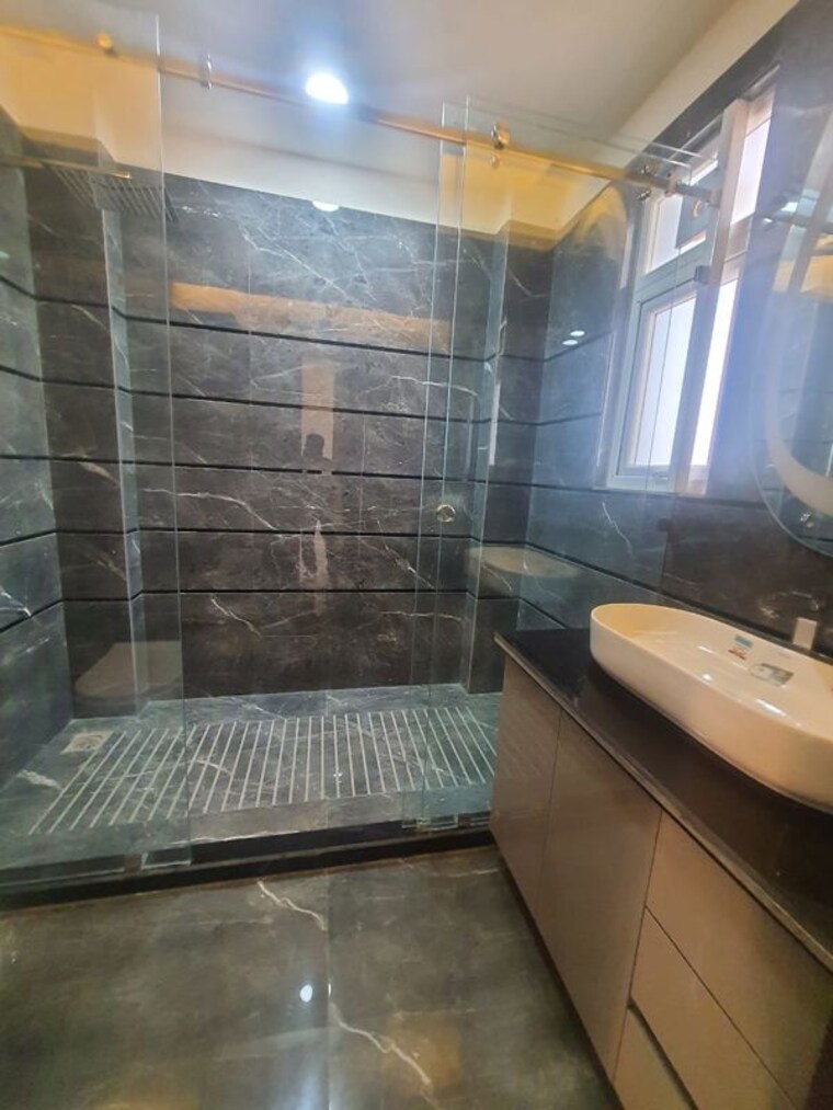 Attached Bathroom, south extension i 2 Bedroom 1193 Sq.Ft. Builder Floor In South Extension I Delhi 10223221