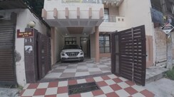 4 BHK + Servant Room Villa For Sale in Bansal Complex Indira Nagar