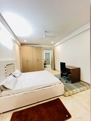 Bedroom in 4 BHK Apartment at DLF The Belaire, Sector 54 – for Rent