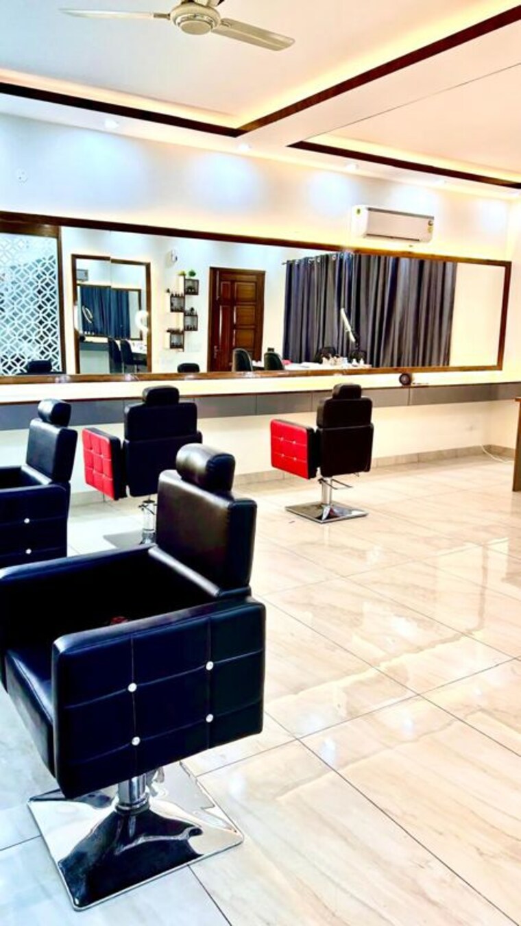 Team Area, sector 117 6 Bedroom 200 Sq.Yd. Builder Floor In Sector 117 Mohali 10223286