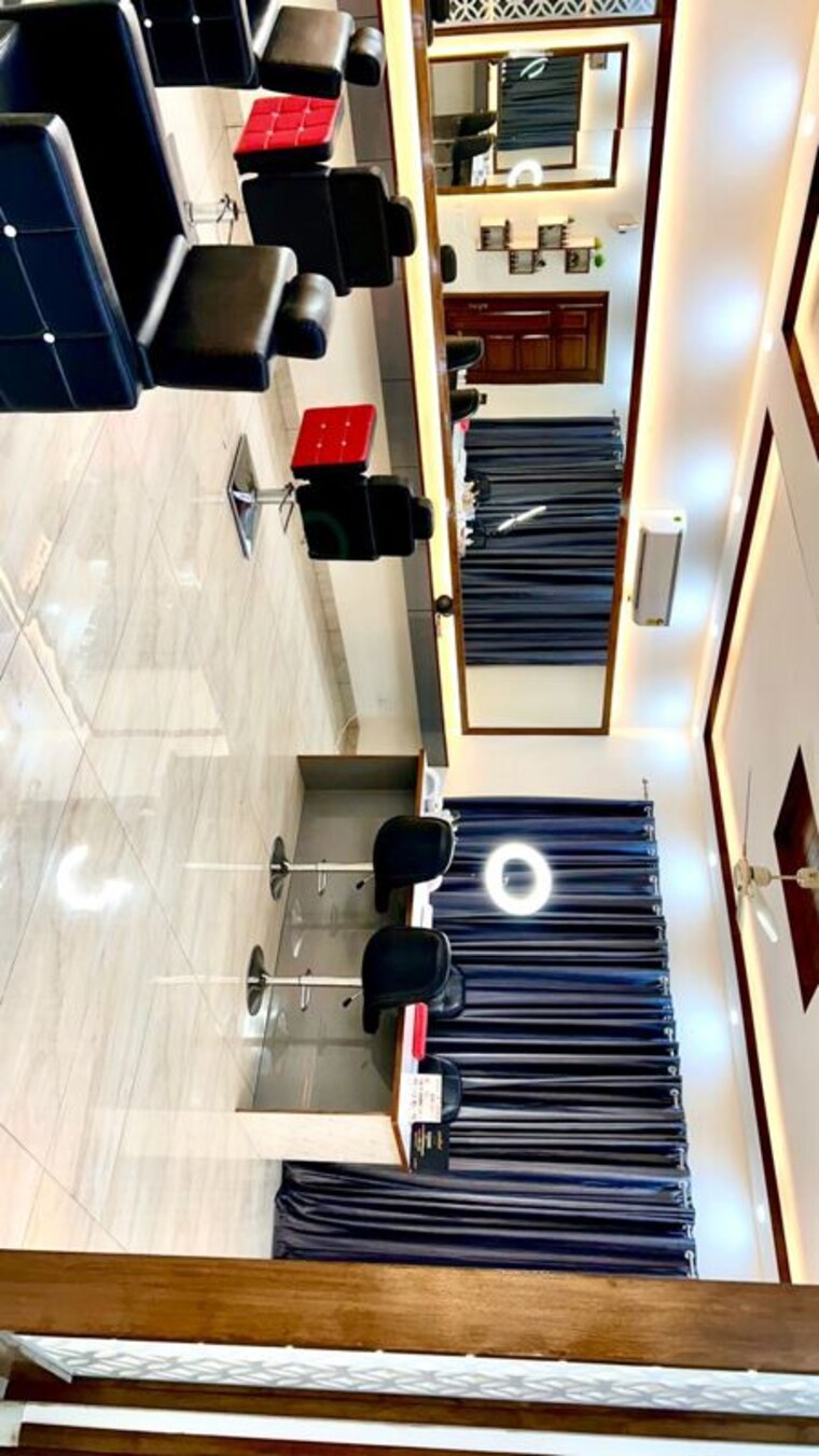 undefined, sector 117 6 Bedroom 200 Sq.Yd. Builder Floor In Sector 117 Mohali 10223286