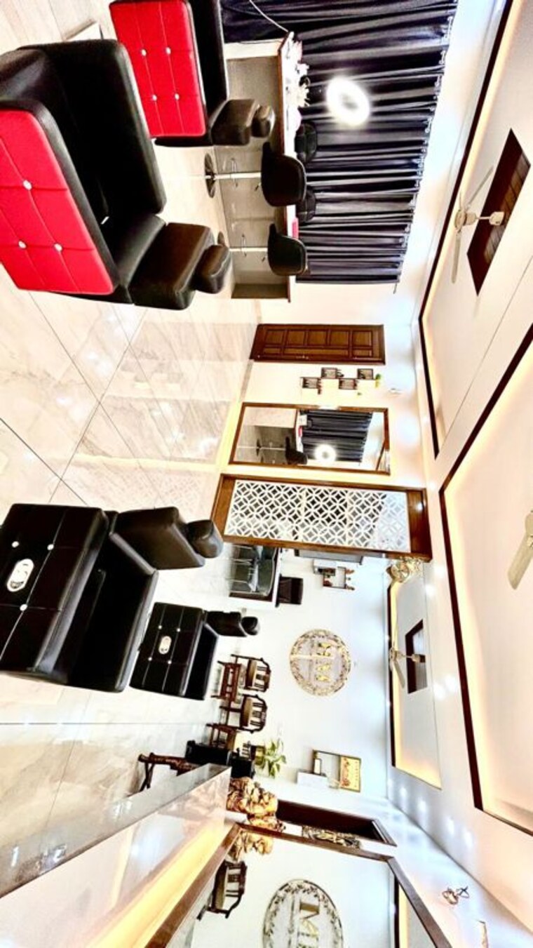 Team Area, sector 117 6 Bedroom 200 Sq.Yd. Builder Floor In Sector 117 Mohali 10223286