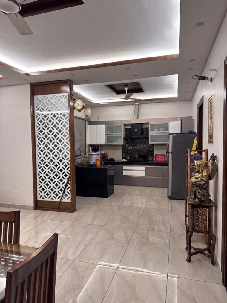 Bedroom, sector 117 6 Bedroom 200 Sq.Yd. Builder Floor In Sector 117 Mohali 10223286