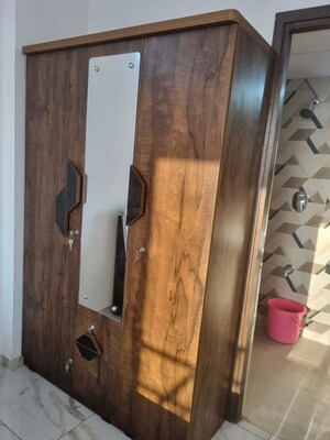 Furnished Amenities in 2 BHK Apartment at Sargasan – for Rent