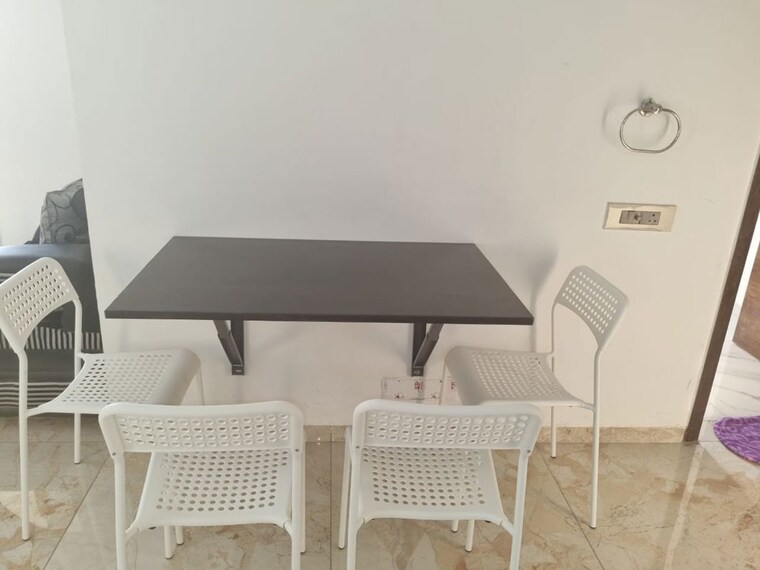 Team Area, sargasan 2 Bedroom 145 Sq.Yd. Apartment In Sargasan Gandhinagar 10223362