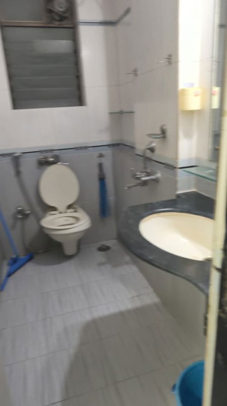 Bathroom, luv-kush-tower 2 Bedroom 936 Sq.Ft. Apartment In Chembur Mumbai 10223290