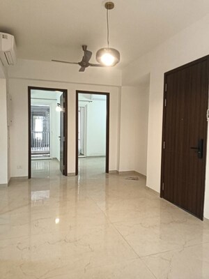 2 BHK Apartment For Rent in Smart World Orchard, Sector 61