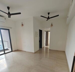 2 BHK Apartment For Rent in Lodha Vista, Lower Parel