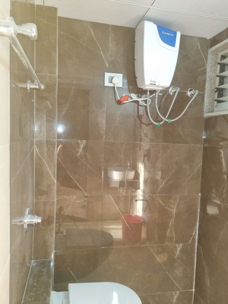 Bathroom, sargasan 2 Bedroom 107 Sq.Yd. Apartment In Sargasan Gandhinagar 10223436