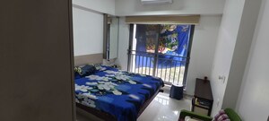 Bedroom in 2 BHK Apartment at Kalpataru Bliss, Santacruz East – for Rent