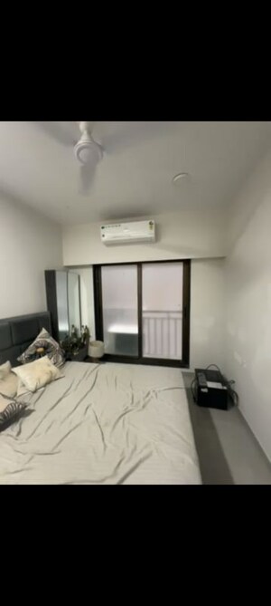 Room in 1 BHK Apartment at Ekdanta 24 Karat, Kurla East – for Rent