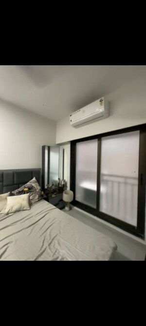 Room in 1 BHK Apartment at Ekdanta 24 Karat, Kurla East – for Rent