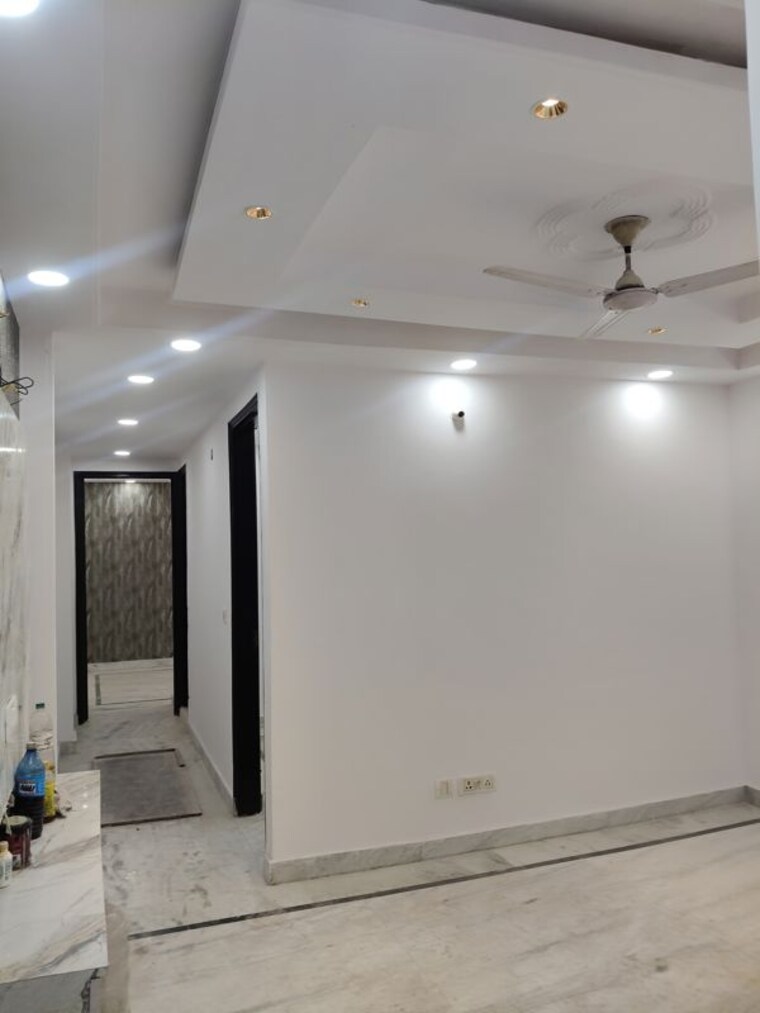 Room, govindpuri 3 Bedroom 908 Sq.Ft. Builder Floor In Govindpuri Delhi 10223730