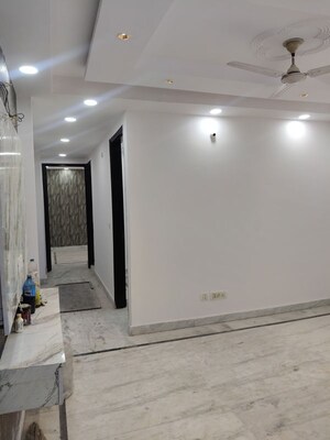 Room in 3 BHK Builder Floor at Govindpuri – for Sale