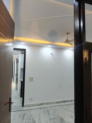 Building Lobby in 3 BHK Builder Floor at Govindpuri – for Sale