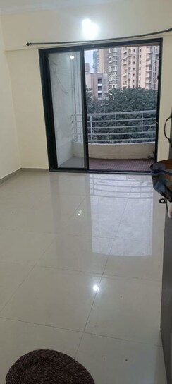 1 BHK + Extra Room Apartment For Rent in Puranik City