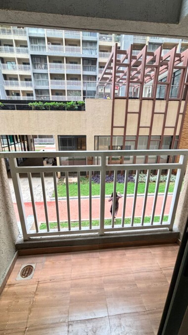 Balcony, wadgaon sheri 2 Bedroom 900 Sq.Ft. Apartment In Wadgaon Sheri Pune 10223912