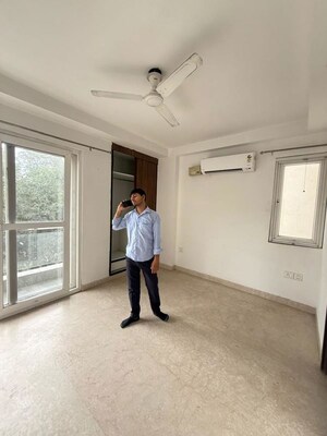 Living Room in 3 BHK Builder Floor at Saket – for Rent
