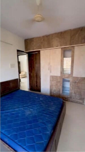 Bedroom in 2 BHK Apartment at Chembur – for Rent