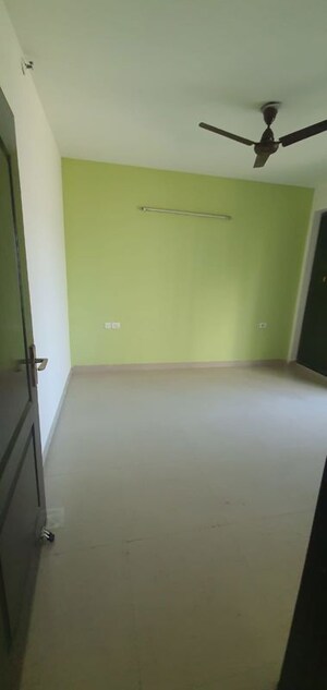 3 BHK Apartment For Rent in Mahagun Masion, Indrapuram