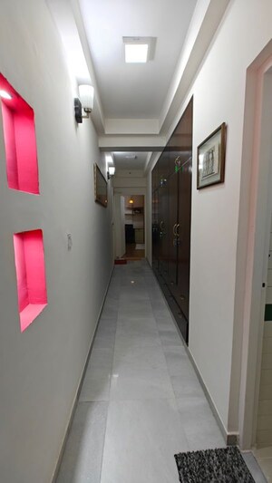 Building Lobby in 4 BHK Apartment at DLF Summit Plaza, Sector 54 – for Rent