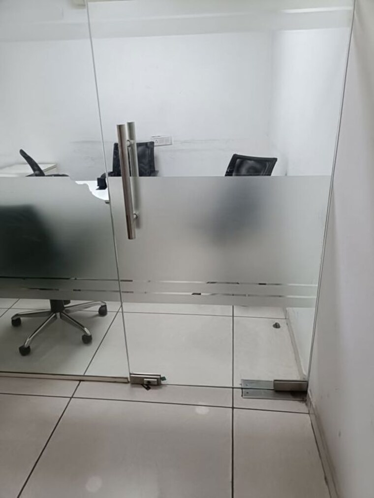 undefined, sector 2 Commercial Office Space 2000 Sq.Ft. In Sector 2 Noida 10224136
