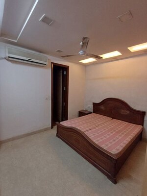 Bedroom in 3 BHK Builder Floor at Jasola – for Rent