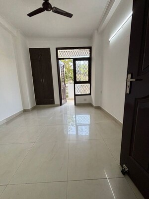 Room in 3 BHK Apartment at Mapsko Krishna Apra Gardens, Vaibhav Khand – for Sale