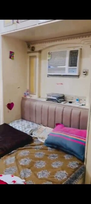 Bedroom in 1 BHK Builder Floor at Ghatkopar East – for Rent