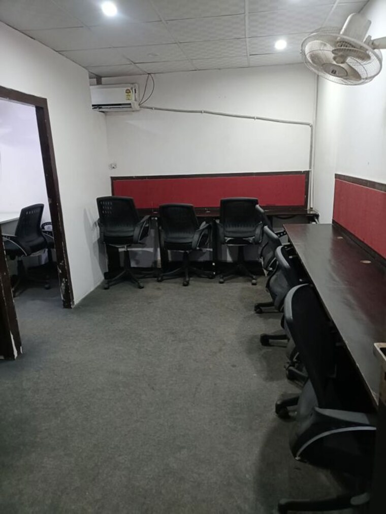 Team Area, sector 3 Commercial Office Space 500 Sq.Ft. In Sector 3 Noida 10224227