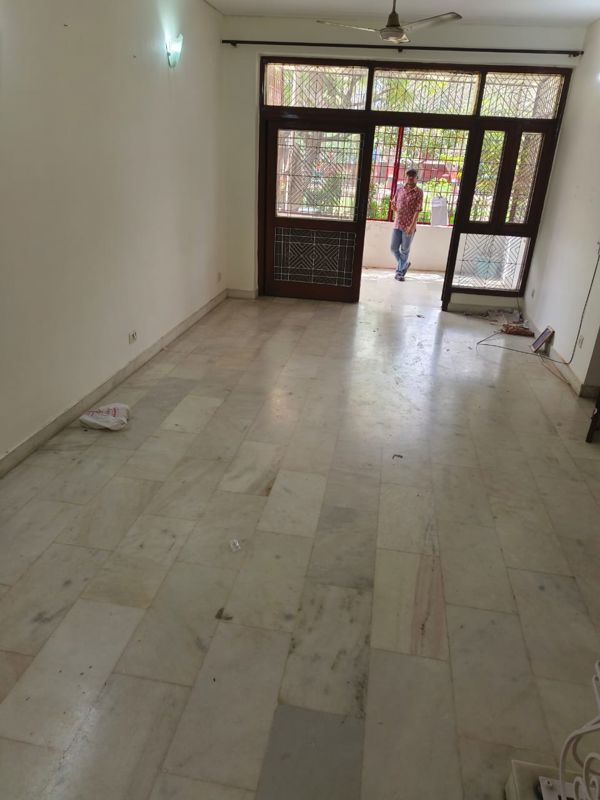 2 BHK + Pooja Room Builder Floor For Rent in Chittaranjan Park