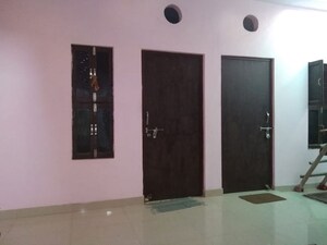 Room in 2 BHK Builder Floor at Ashiyana – for Rent