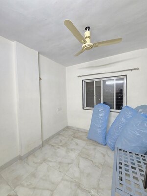 Room in 2 BHK Apartment at Wadgaon Sheri – for Rent