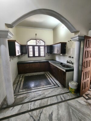 Living Room in 1 BHK Independent House at Gomti Nagar – for Rent