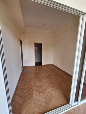 Room in 1 BHK Apartment at Joveli – for Sale